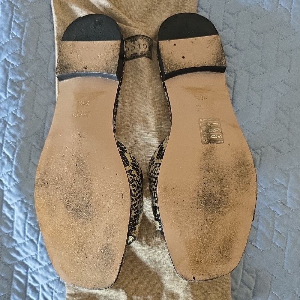 Gucci Interlock G Women's Black and Cream Snakeskin Slide Sandals 8.5 38.5 - Picture 6 of 9